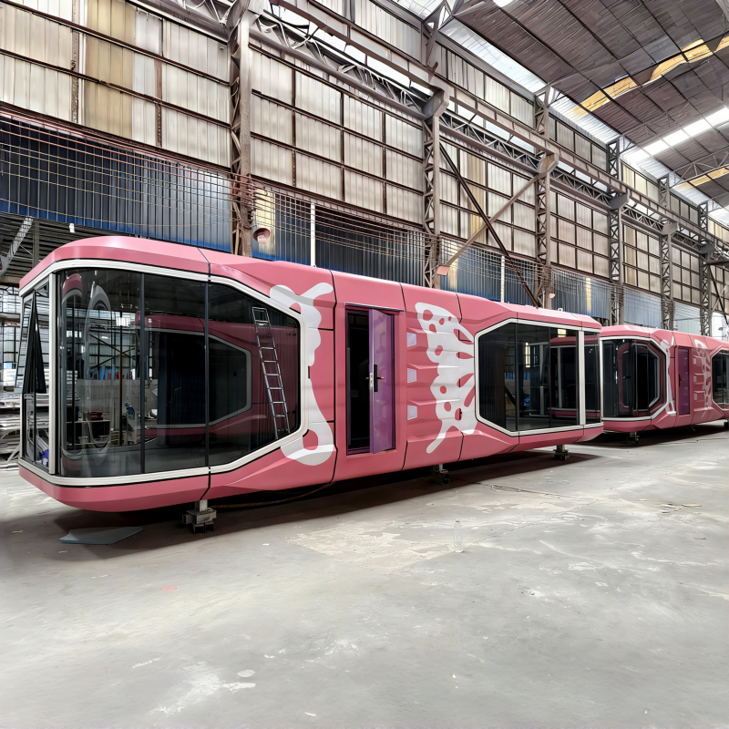 SPACE CAPSULE HOUSE S3